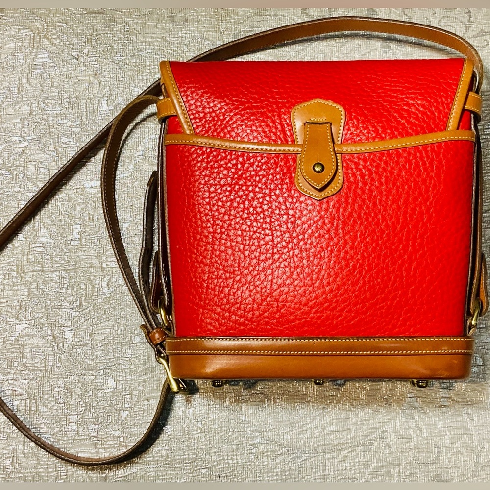 Red leather Dooney crossbody purse - Picture 2 of 3